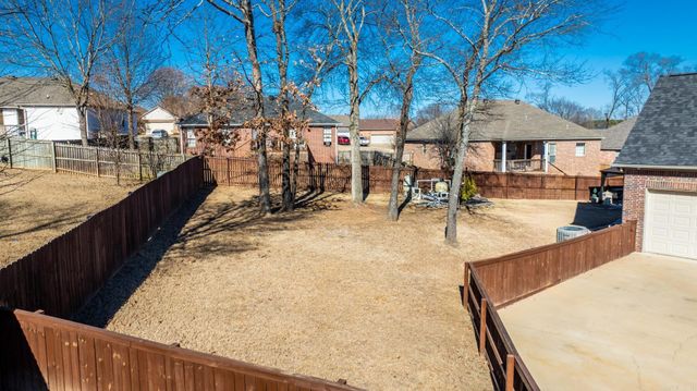 335 Vintage Cove, Conway, AR 72034