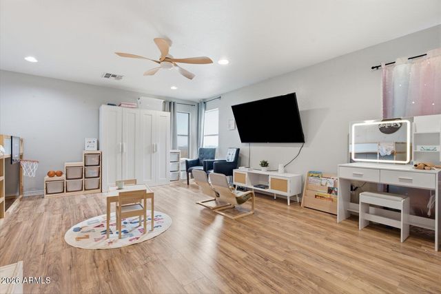 4513 E WHITEHALL Drive, San Tan Valley, AZ 85140