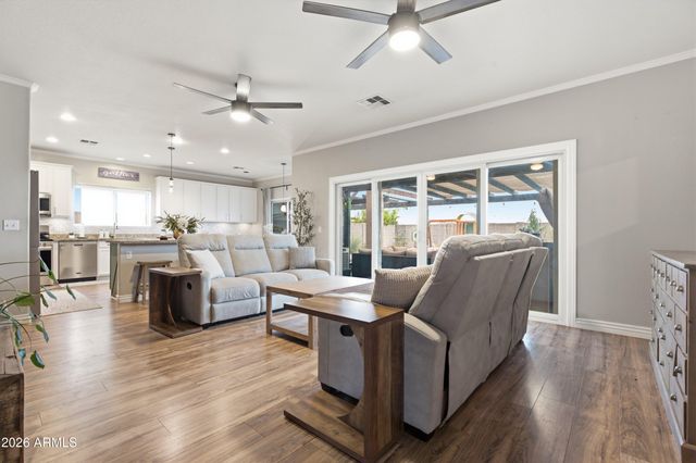 4513 E WHITEHALL Drive, San Tan Valley, AZ 85140