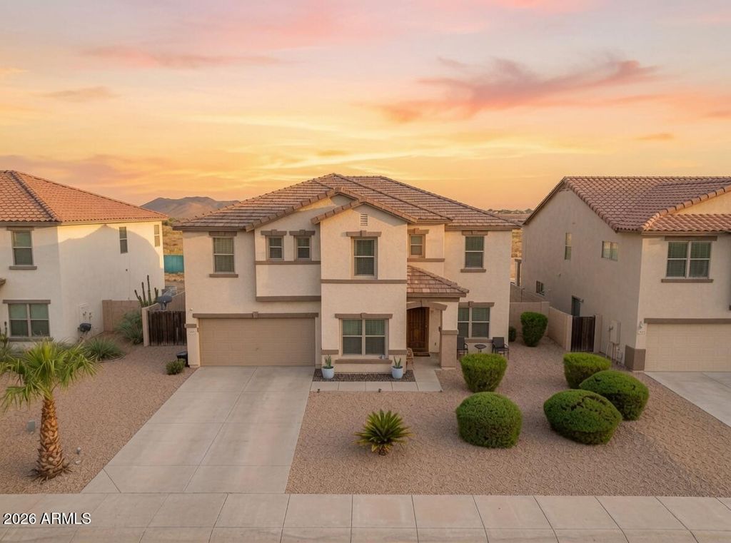 4513 E WHITEHALL Drive, San Tan Valley, AZ 85140
