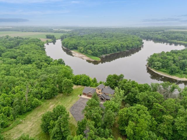1652 216th Street E, Lynden Twp, MN 55320