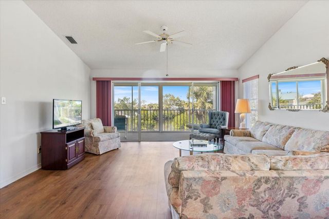 841 WATERSIDE DRIVE 206, Venice, FL 34285