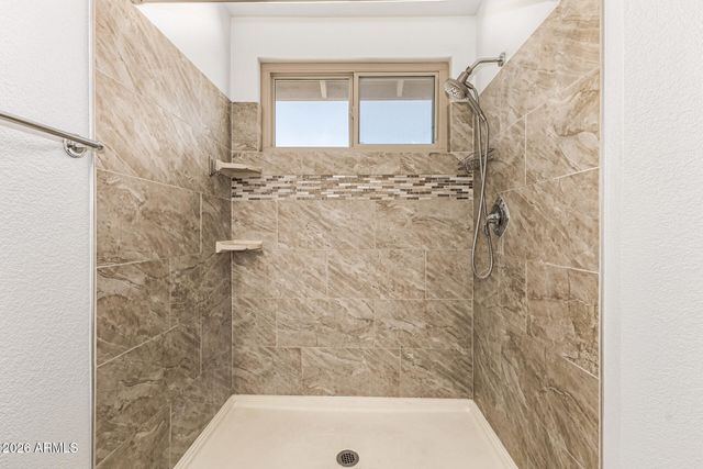 15756 W SHILOH Avenue, Goodyear, AZ 85338