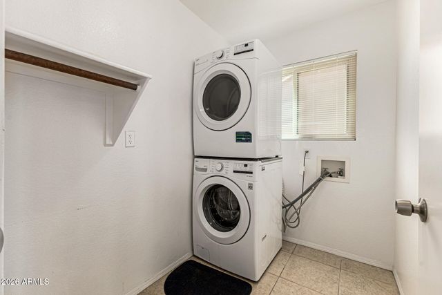 15756 W SHILOH Avenue, Goodyear, AZ 85338