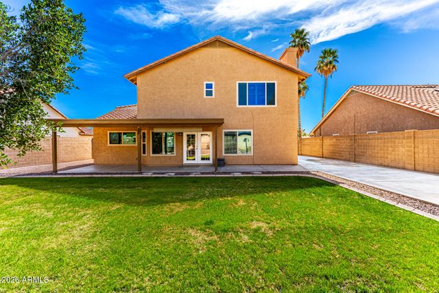 15756 W SHILOH Avenue, Goodyear, AZ 85338