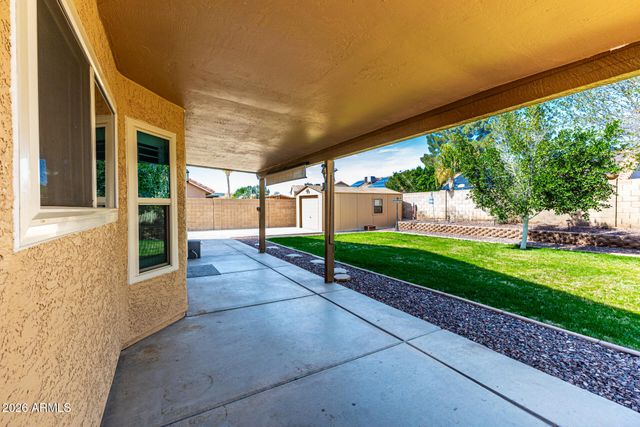 15756 W SHILOH Avenue, Goodyear, AZ 85338