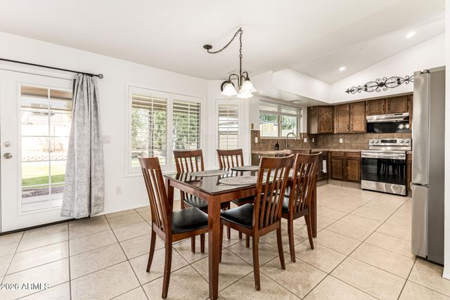 15756 W SHILOH Avenue, Goodyear, AZ 85338