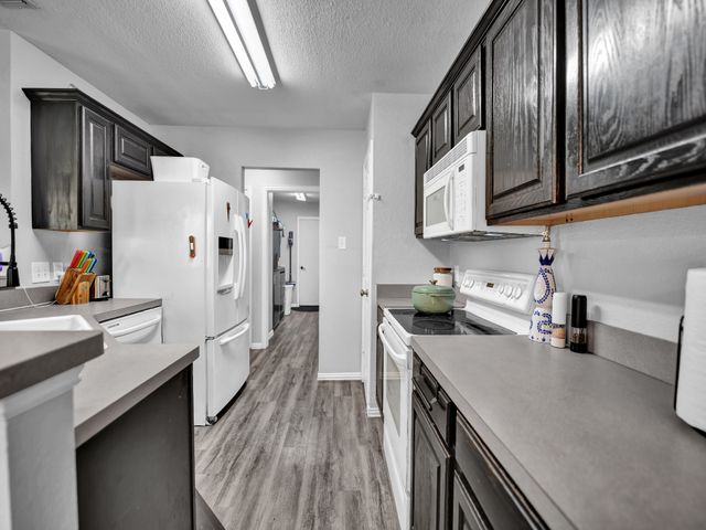 108 Butternut Court, Weatherford, TX 76088