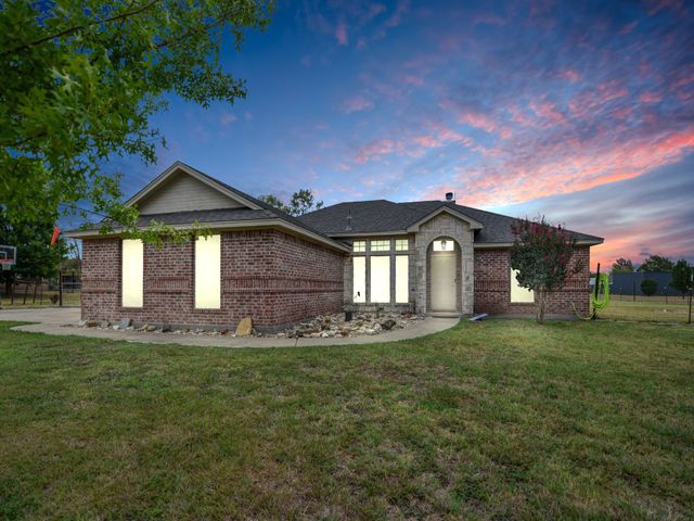 108 Butternut Court, Weatherford, TX 76088