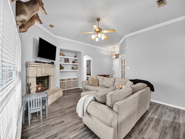 108 Butternut Court, Weatherford, TX 76088