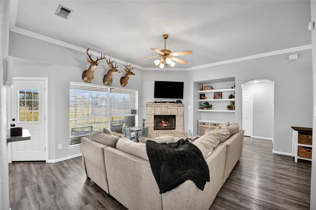 108 Butternut Court, Weatherford, TX 76088
