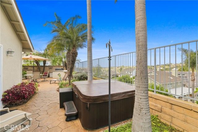 26141 Buscador, Mission Viejo, CA 92692