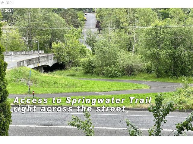 200 Sw FLORENCE Ave E1, Gresham, OR 97080