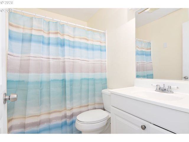 200 Sw FLORENCE Ave E1, Gresham, OR 97080