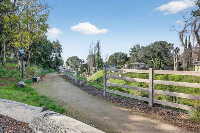 4343 Brookdale Ave, Oakland, CA 94619