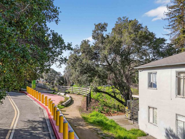 4343 Brookdale Ave, Oakland, CA 94619