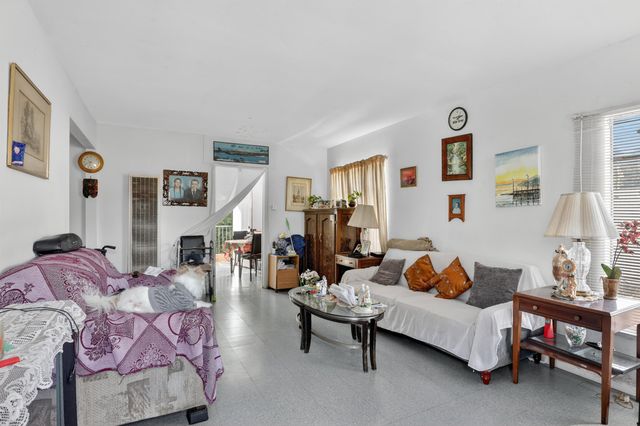 4343 Brookdale Ave, Oakland, CA 94619