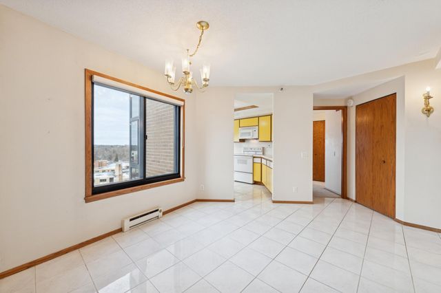 2950 Dean Parkway 1005, Minneapolis, MN 55416