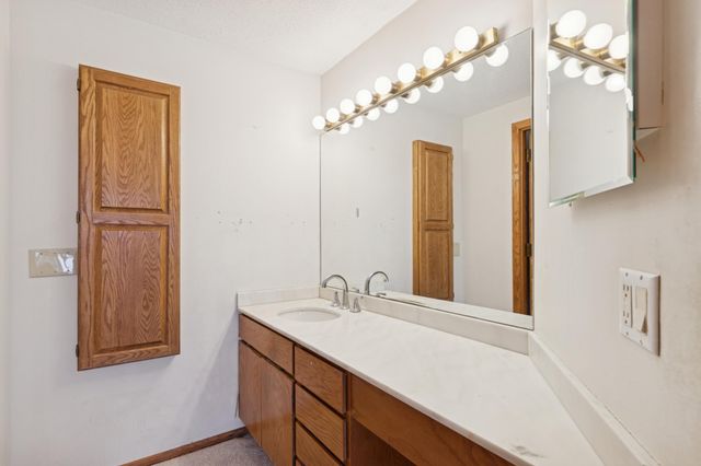 2950 Dean Parkway 1005, Minneapolis, MN 55416