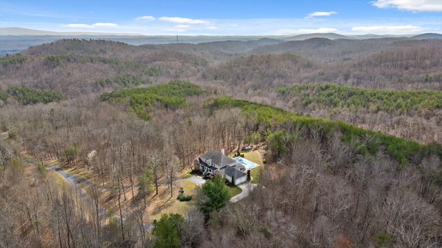 1250 Owl Hollow Road, Mcdonald, TN 37353