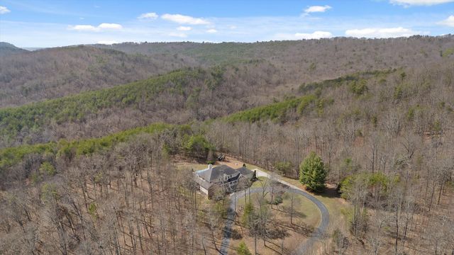 1250 Owl Hollow Road, Mcdonald, TN 37353