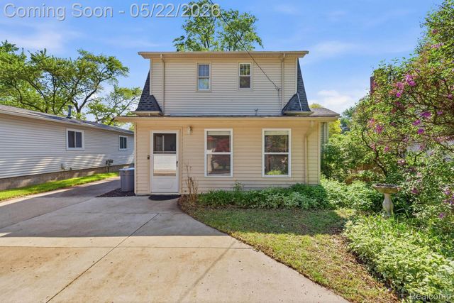 156 Moross Street, Mt. Clemens, MI 48043