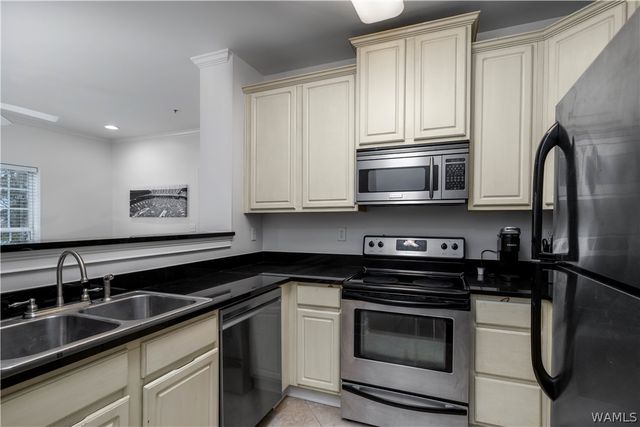 700 15th 2404, Tuscaloosa, AL 35401