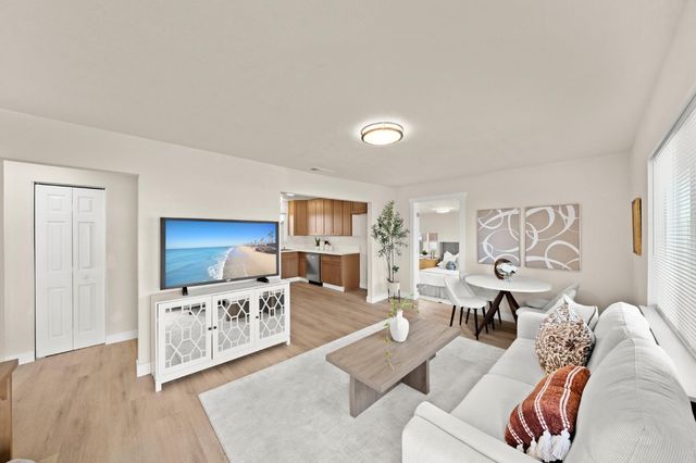 8024 33rd Ave, Sacramento, CA 95824