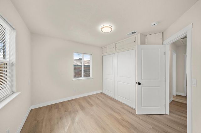 8024 33rd Ave, Sacramento, CA 95824