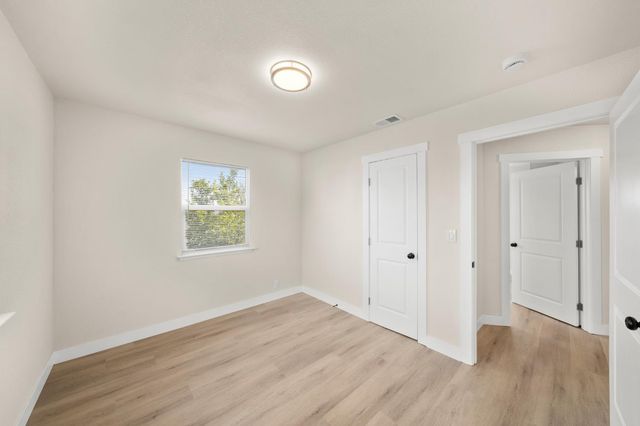 8024 33rd Ave, Sacramento, CA 95824