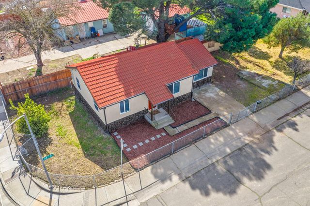 8024 33rd Ave, Sacramento, CA 95824