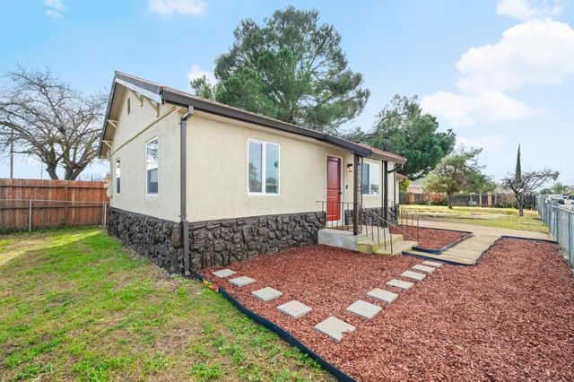 8024 33rd Ave, Sacramento, CA 95824