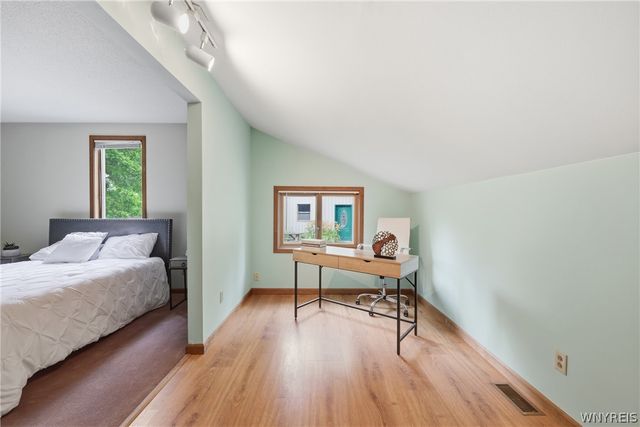 13500 North Road, Alden, NY 14004
