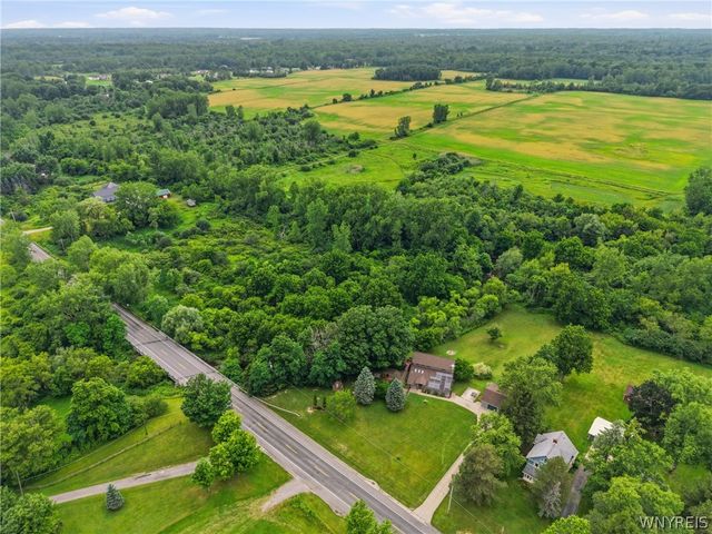 13500 North Road, Alden, NY 14004