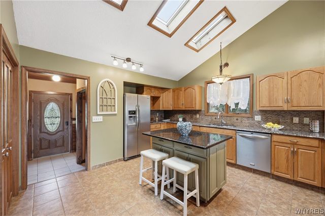 13500 North Road, Alden, NY 14004