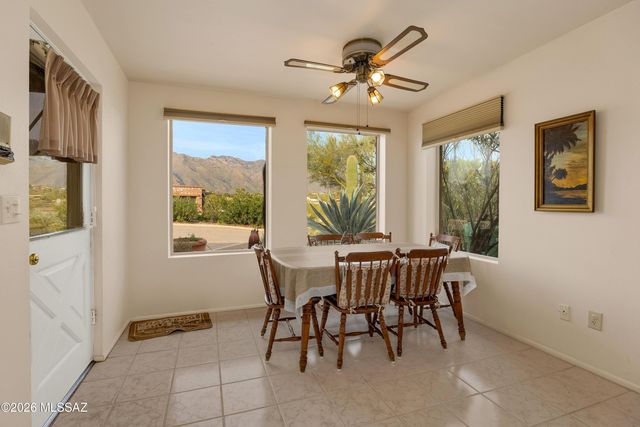 4975 N Camino Esplendora, Tucson, AZ 85718