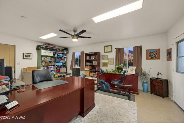 4975 N Camino Esplendora, Tucson, AZ 85718