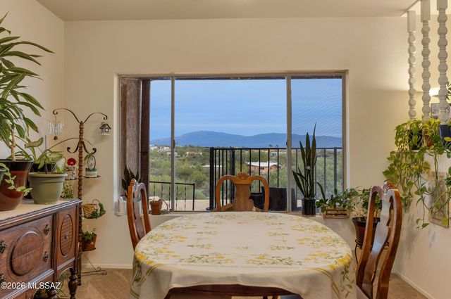 4975 N Camino Esplendora, Tucson, AZ 85718