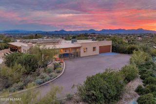 4975 N Camino Esplendora, Tucson, AZ 85718