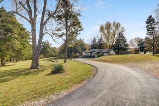 10494 E State Hwy D, Rogersville, MO 65742