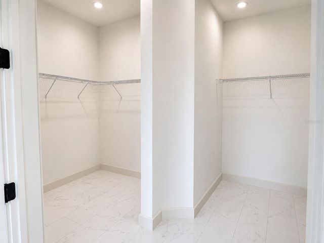 29121 CAN DO LANE, Tavares, FL 32778