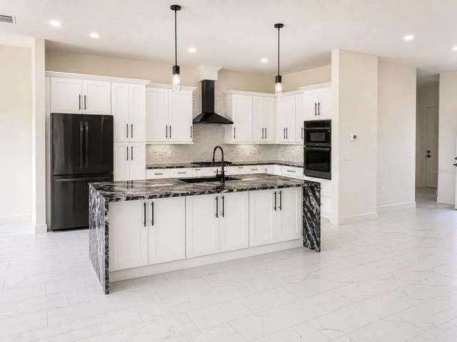 29121 CAN DO LANE, Tavares, FL 32778
