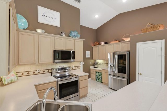 11310 SUSANS POINT DRIVE, Clermont, FL 34711