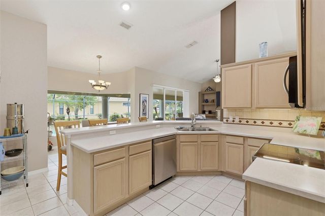 11310 SUSANS POINT DRIVE, Clermont, FL 34711