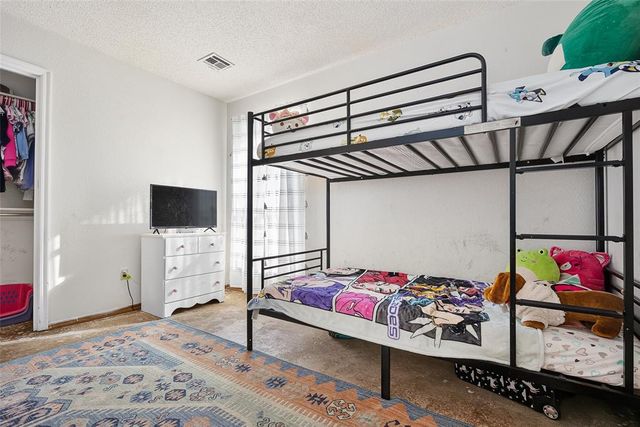1029 Oak Hill Drive, Midwest City, OK 73110