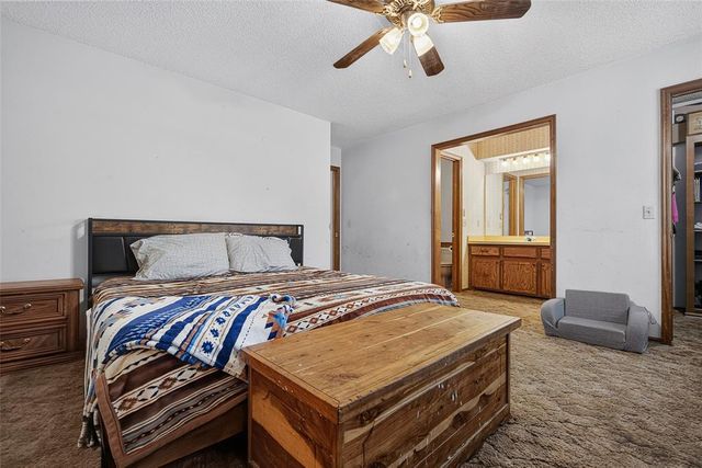 1029 Oak Hill Drive, Midwest City, OK 73110