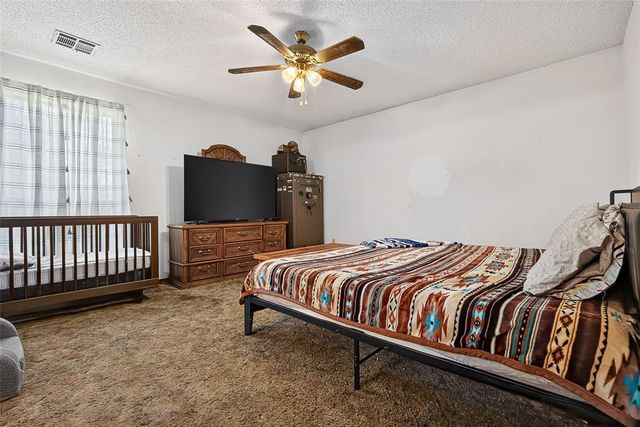 1029 Oak Hill Drive, Midwest City, OK 73110