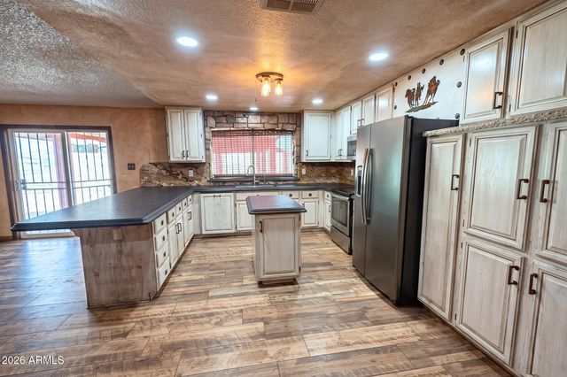 3452 N 67TH Drive, Phoenix, AZ 85033