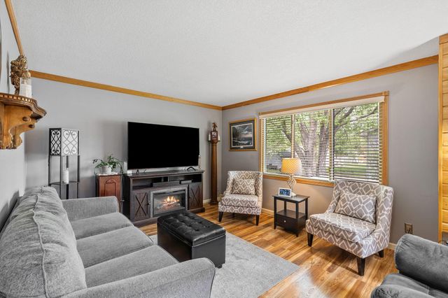 2969 120th Avenue NW, Coon Rapids, MN 55433