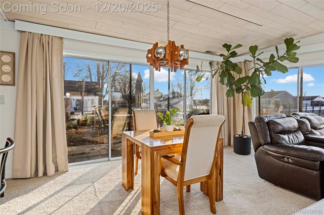 38027 Mallast Street, Harrison Charter Township, MI 48045